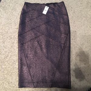 Express skirt, plum, midi, zipper, size 4